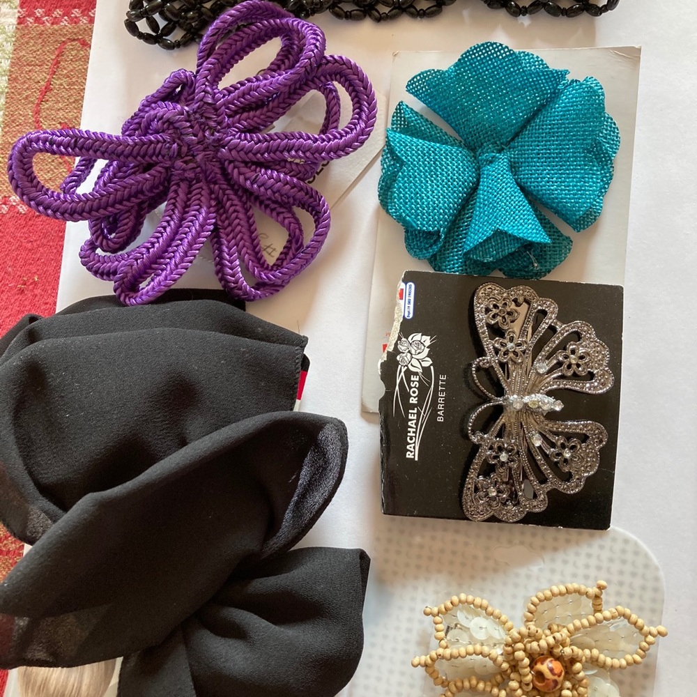 Bundle of hair accessories new